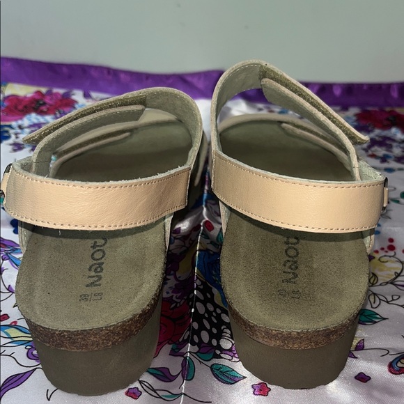 Naot Women's Eliana Sandals - Pale Blush Size 39 -8 US Like New - Picture 4 of 9